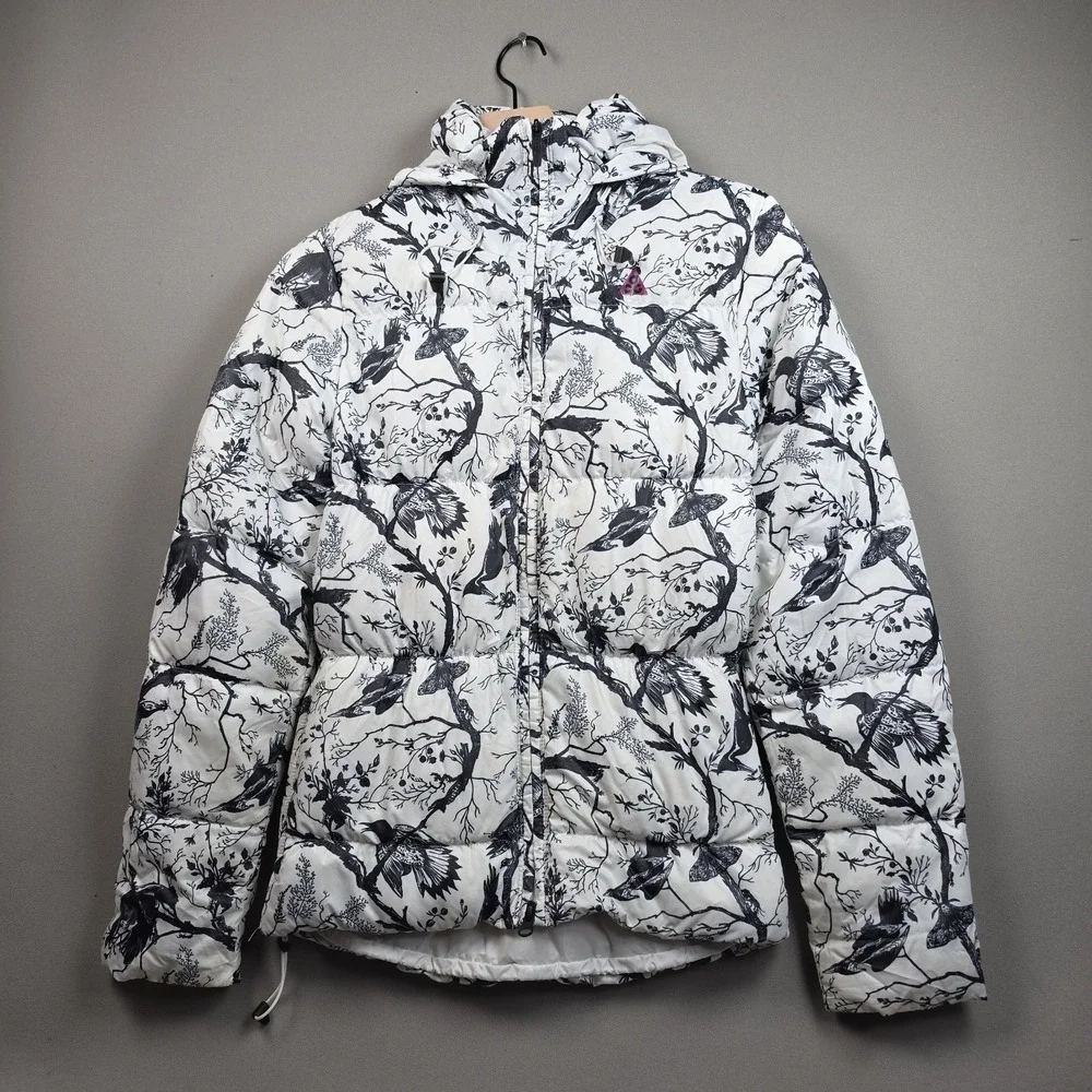 Nike ACG 800 Hooded Down Puffer Jacket Womens XS White Black Bird Toile Print